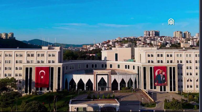 Emniyetin 19 Mayıs klibi nefes kesti! 3